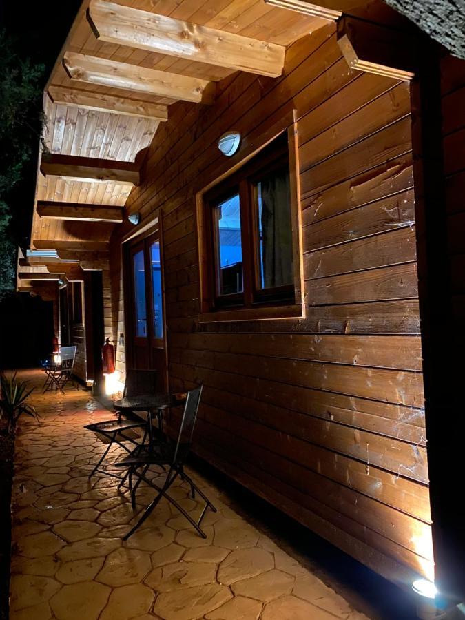 Golden Sun Villas Нидри Екстериор снимка