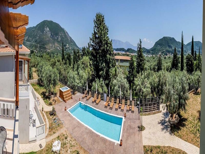 Golden Sun Villas Нидри Екстериор снимка
